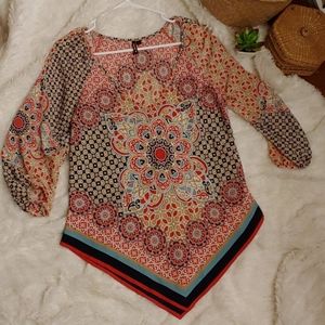 HeartSoul Multicolor Geometric Top